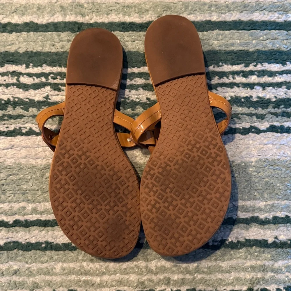 🆕 Tory Burch Miller patent leather sandal - Picture 3 of 6